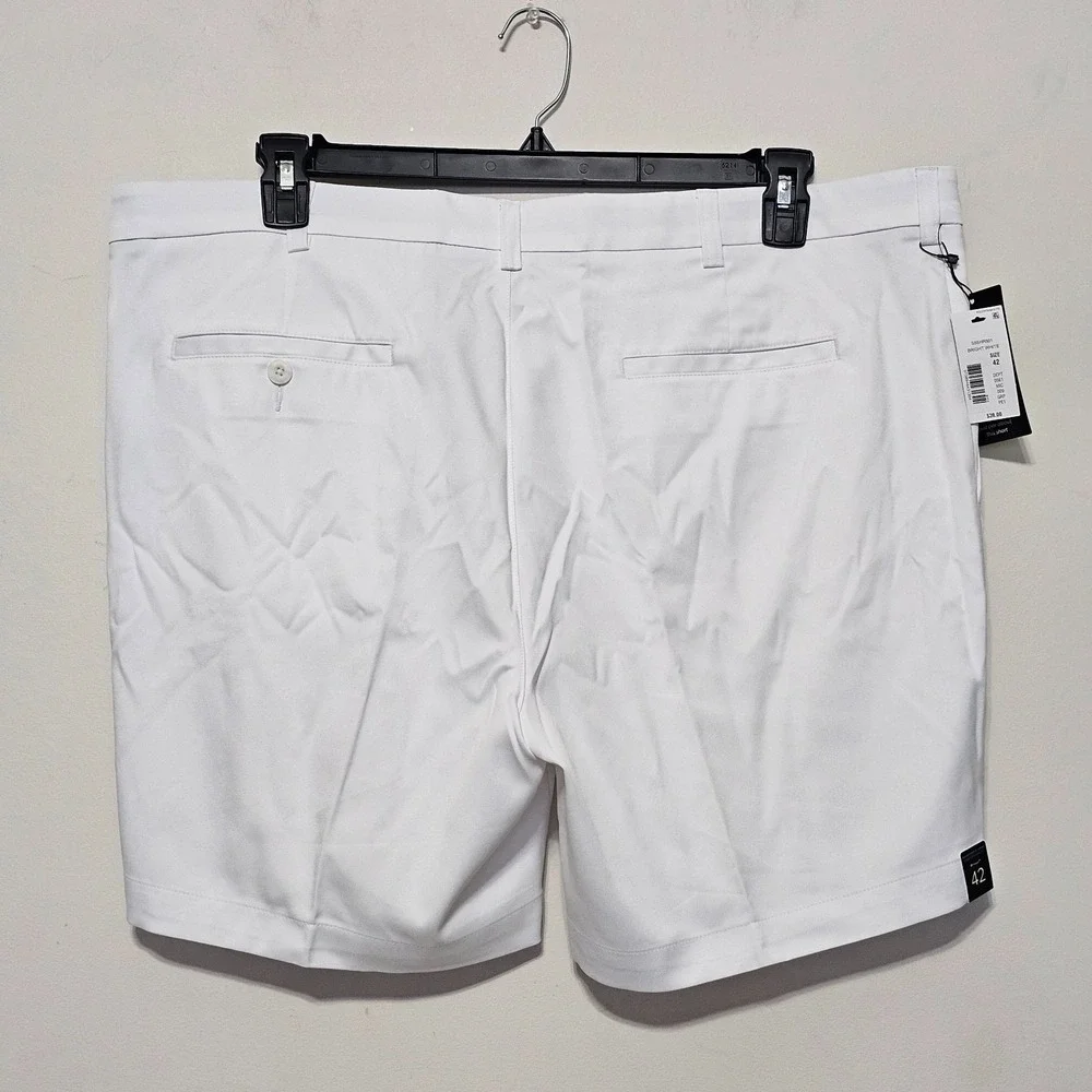 Men Shorts 42X7 White Straight Fit Flat Front Elastic Waistband Performance 1015